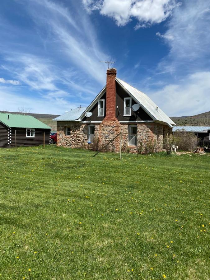Rolling R Guest Ranch Guest House Meeker ภายนอก รูปภาพ