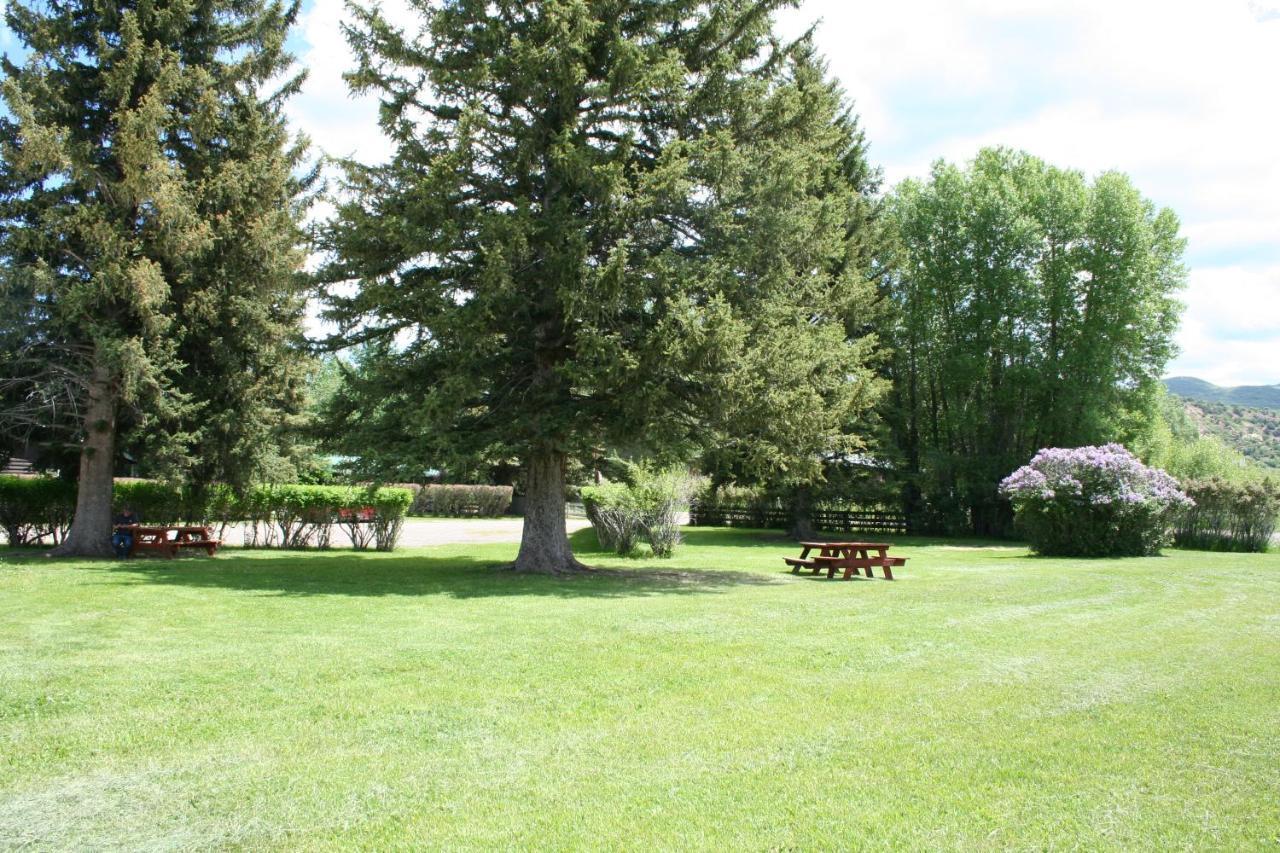 Rolling R Guest Ranch Guest House Meeker ภายนอก รูปภาพ